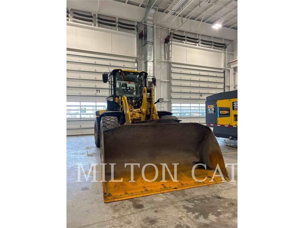 CAT 938M 3V Фронтальные погрузчики
