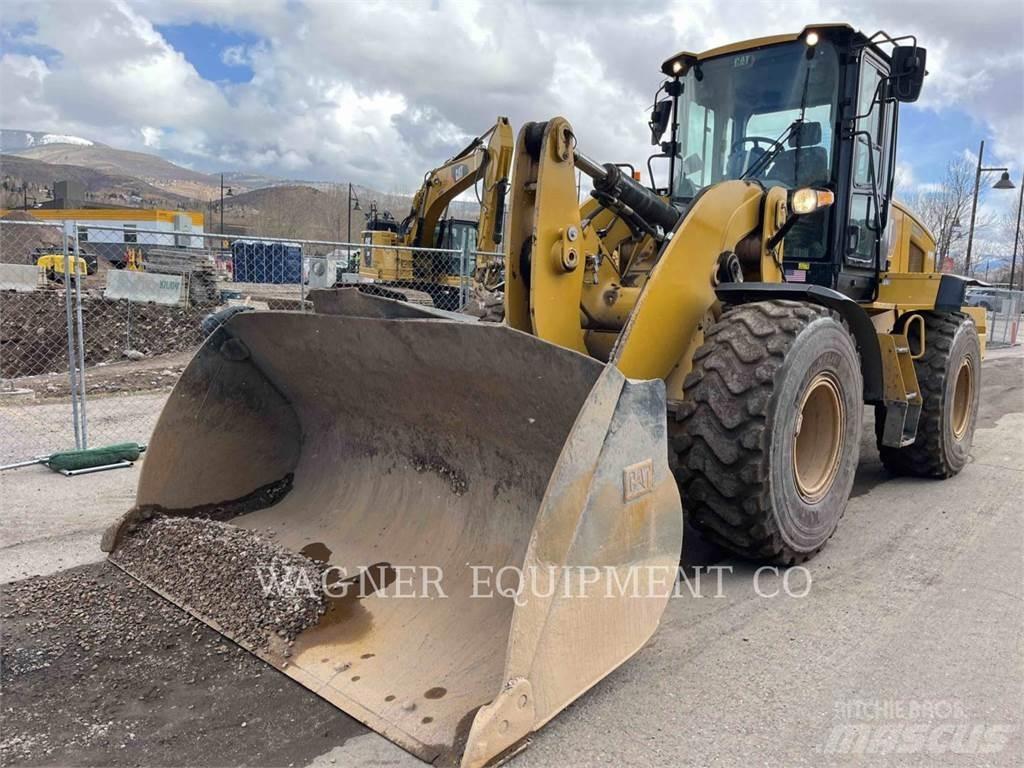 CAT 938M FC Фронтальные погрузчики