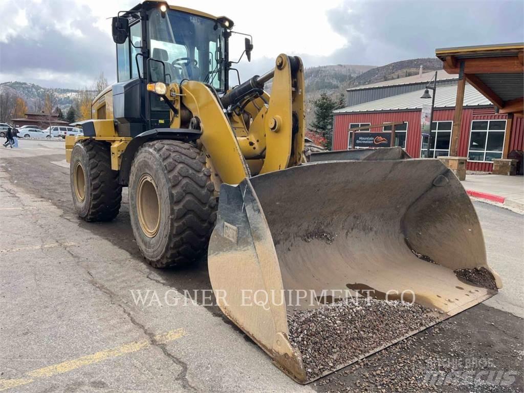 CAT 938M FC Фронтальные погрузчики