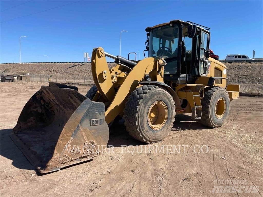 CAT 938M FC Фронтальные погрузчики