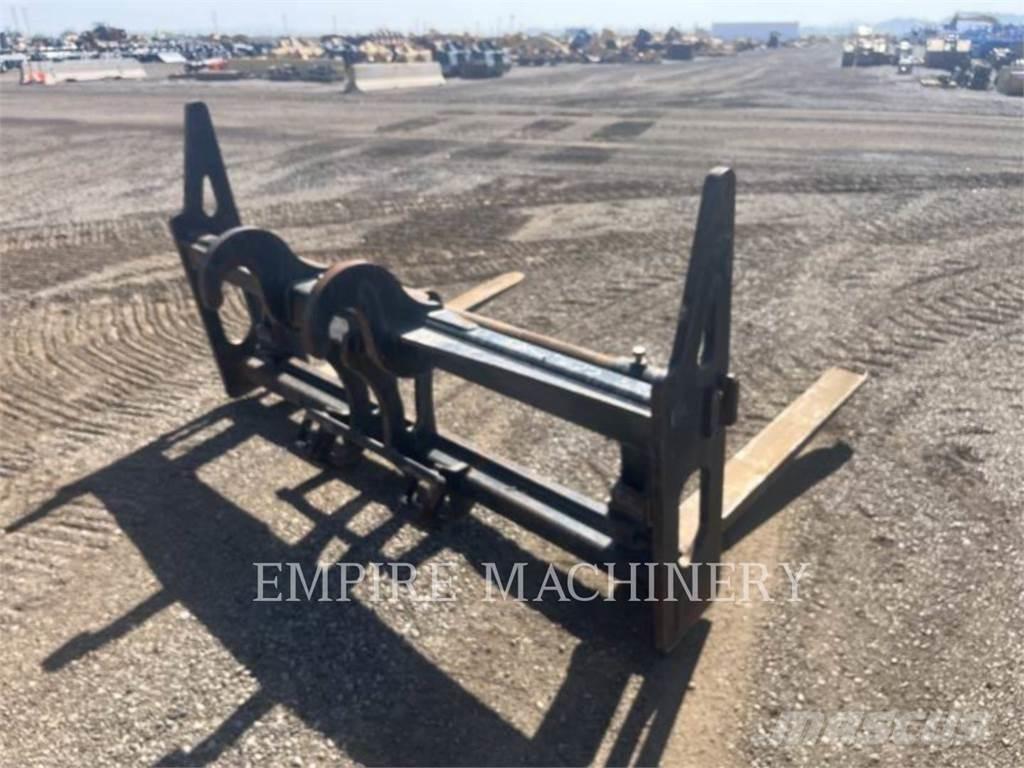 CAT 938M FC FK Паллетные вилы для фронтальных погрузчиков
