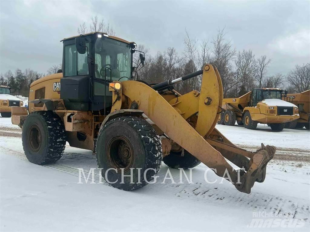 CAT 938M H3RQ Фронтальные погрузчики