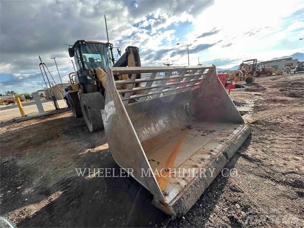CAT 938M HL WS Фронтальные погрузчики