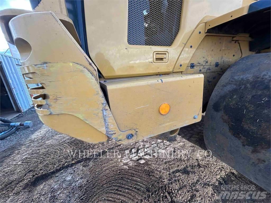 CAT 938M HL WS Фронтальные погрузчики