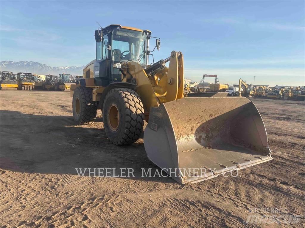 CAT 938M QC Фронтальные погрузчики