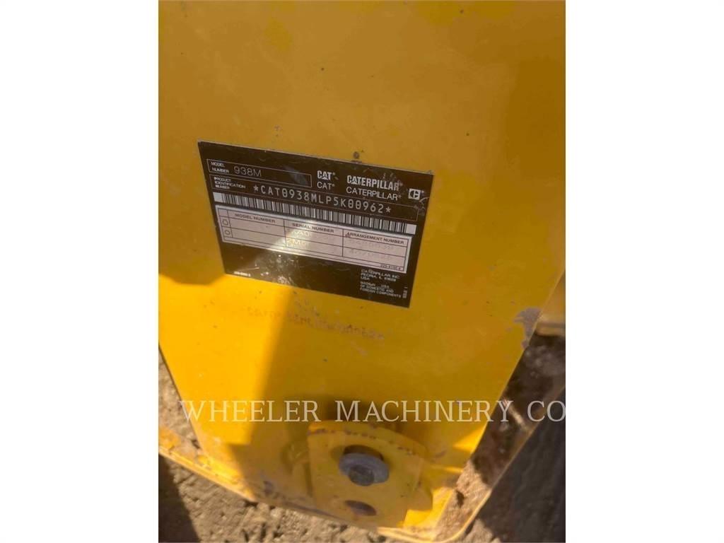 CAT 938M QC Фронтальные погрузчики
