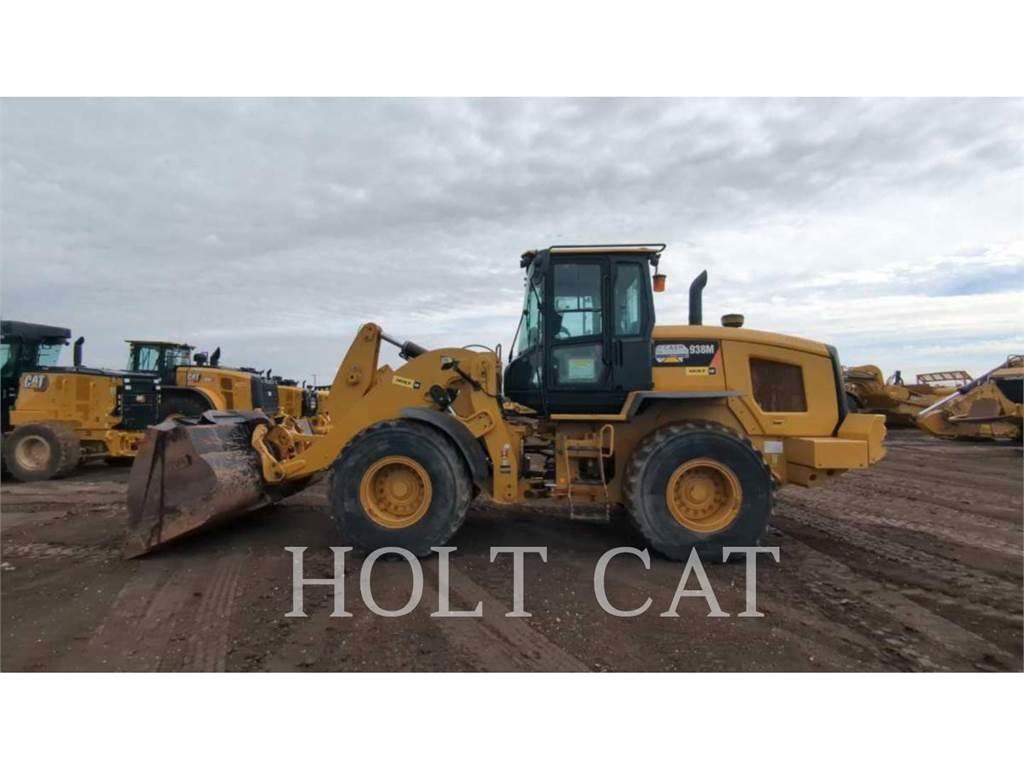 CAT 938M QC Фронтальные погрузчики