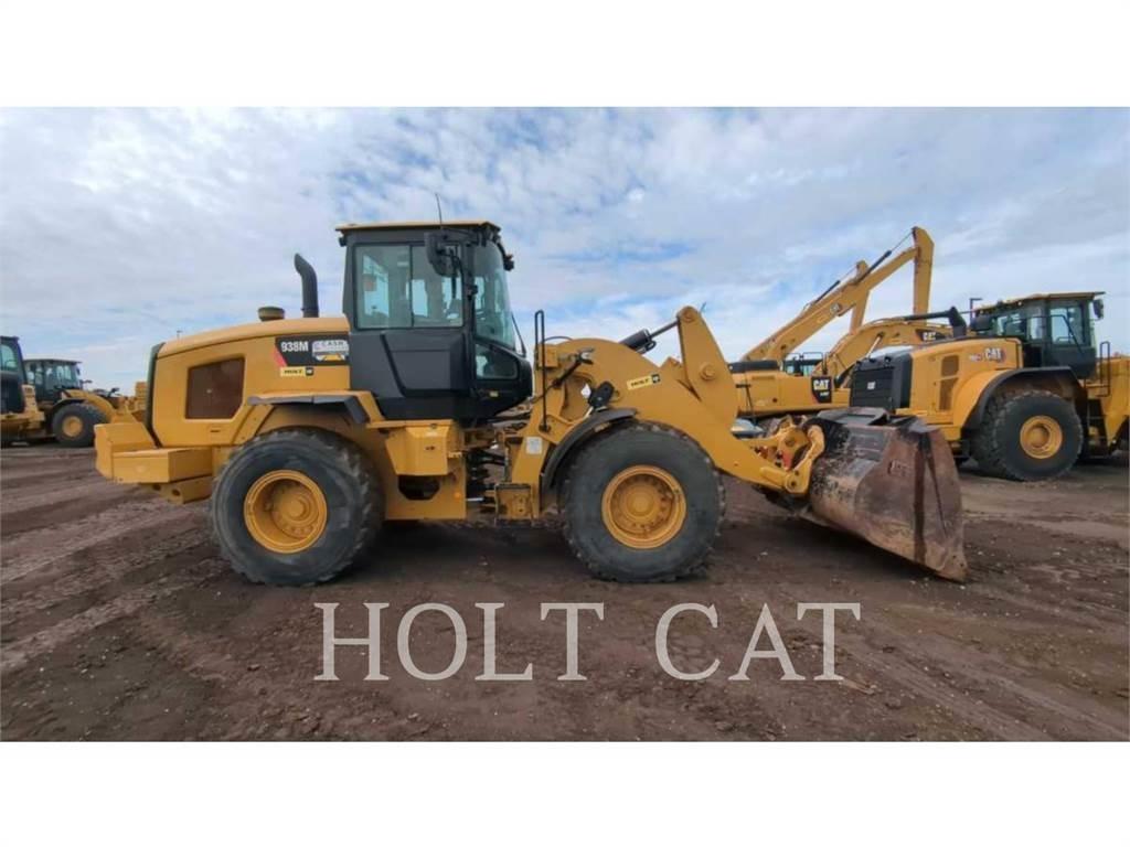 CAT 938M QC Фронтальные погрузчики