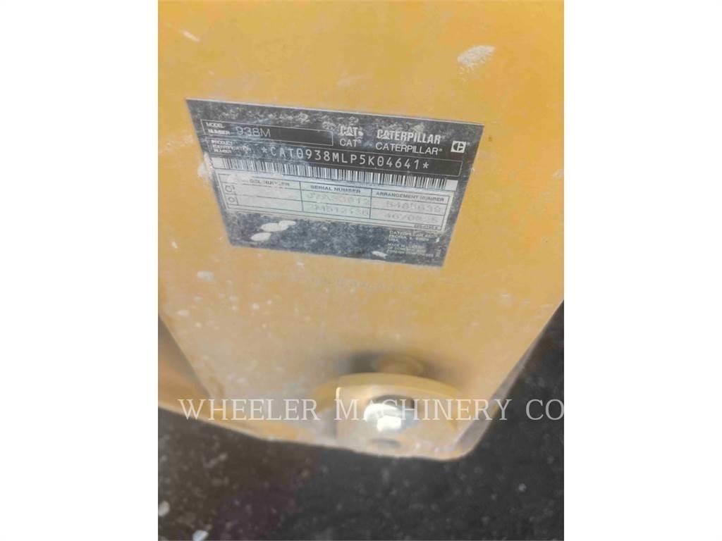 CAT 938M QC Фронтальные погрузчики