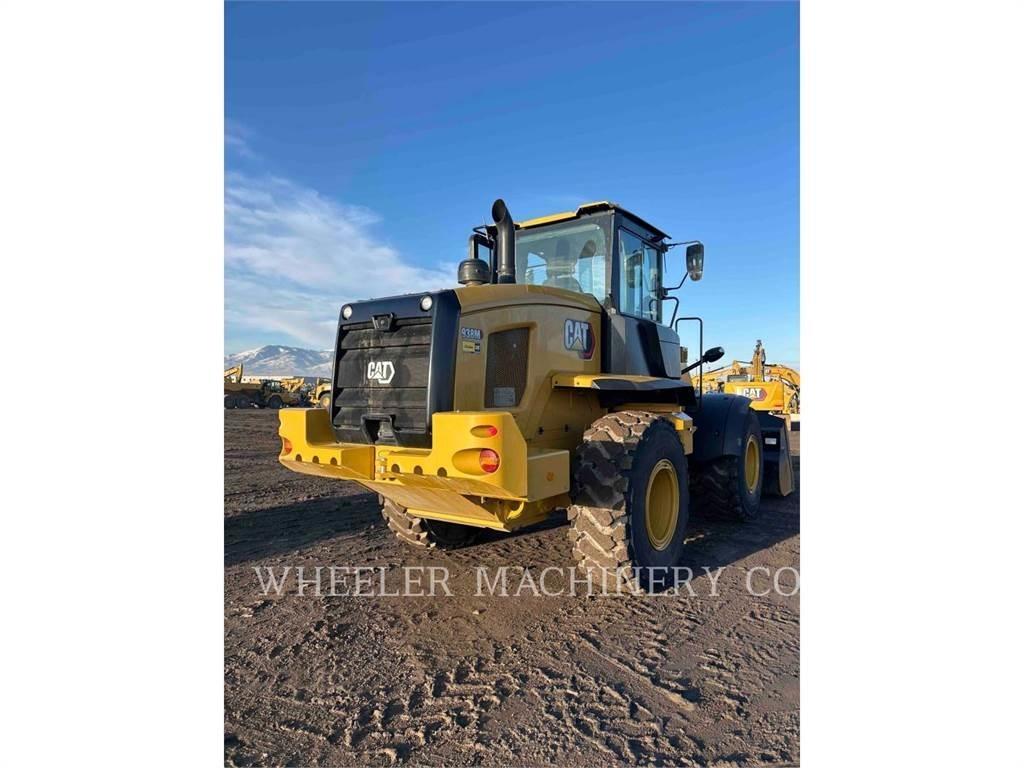 CAT 938M QC Фронтальные погрузчики