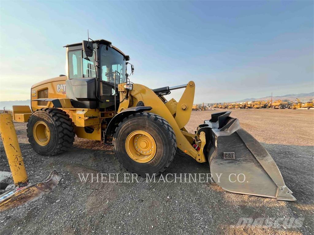 CAT 938M QC 3V Фронтальные погрузчики