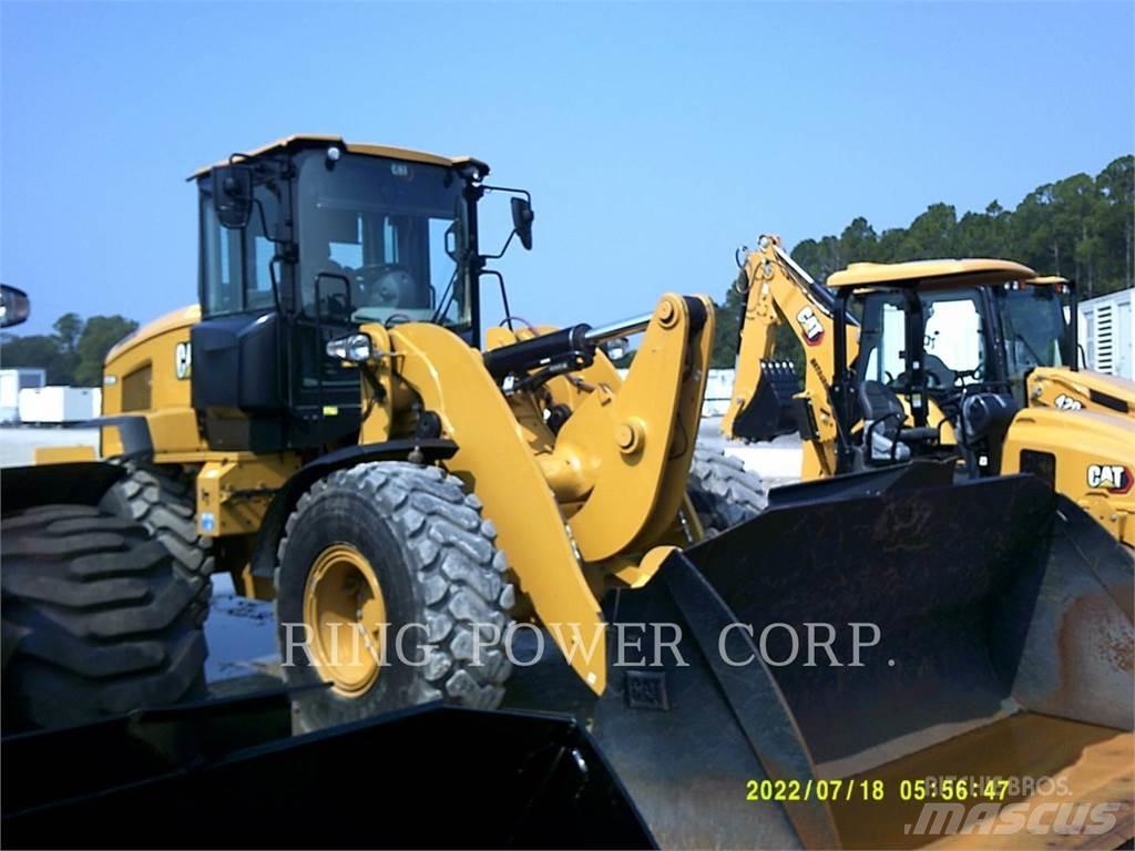 CAT 938MQC Фронтальные погрузчики