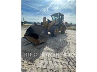 CAT 938MQC Фронтальные погрузчики