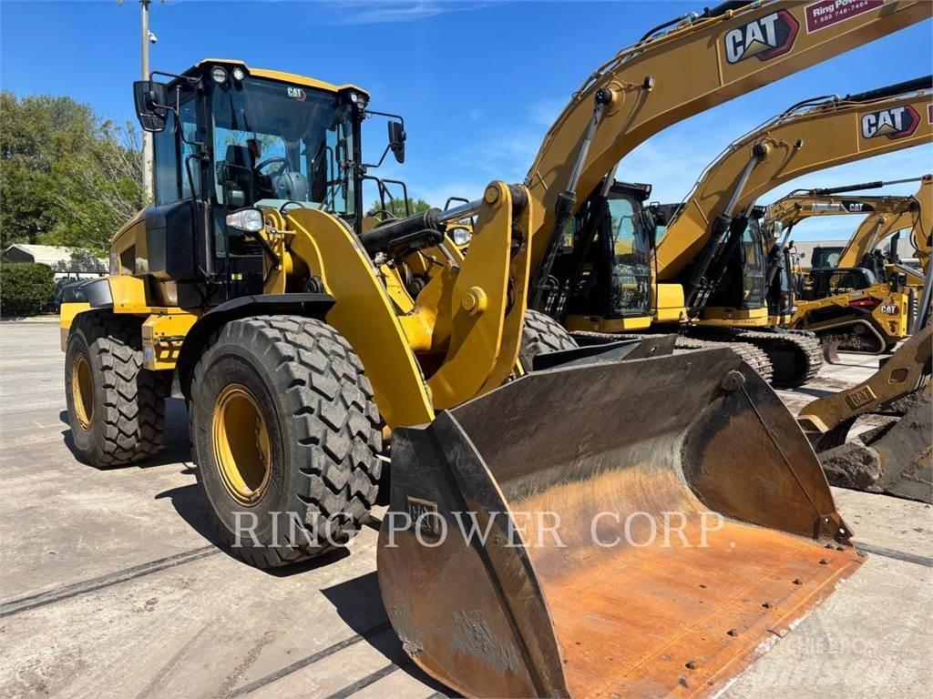 CAT 938MQC Фронтальные погрузчики
