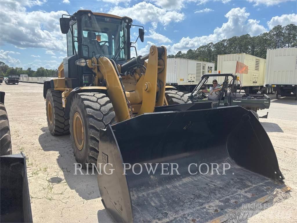 CAT 938MQC3V Фронтальные погрузчики