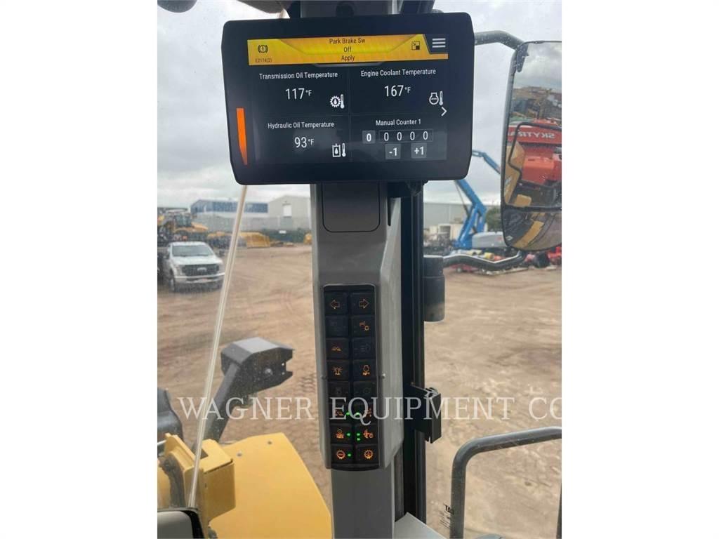 CAT 950 Фронтальные погрузчики