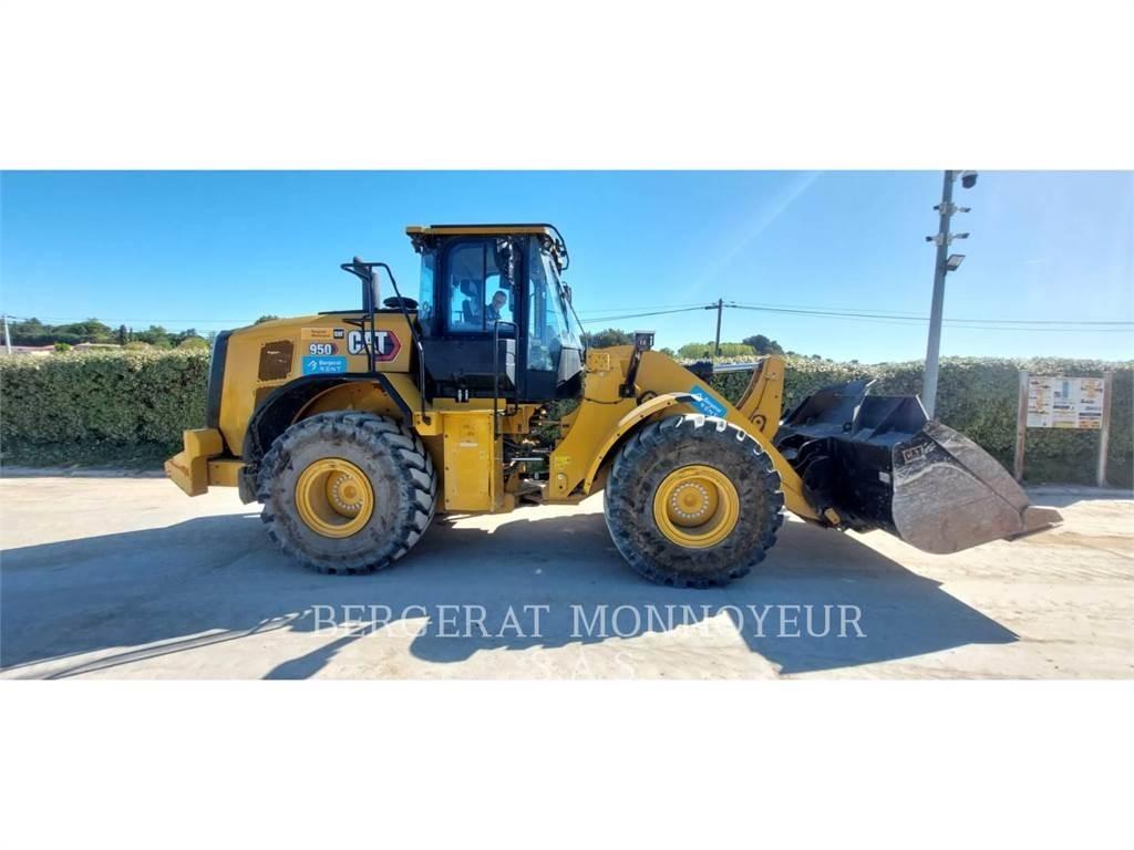 CAT 950 Фронтальные погрузчики