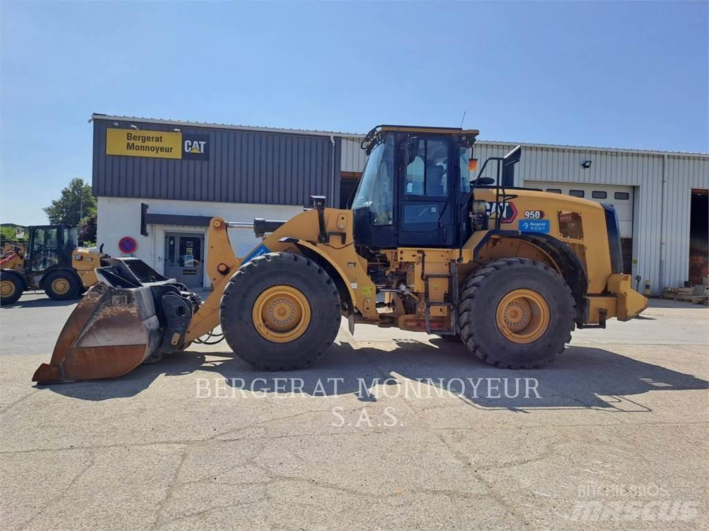 CAT 950 Фронтальные погрузчики