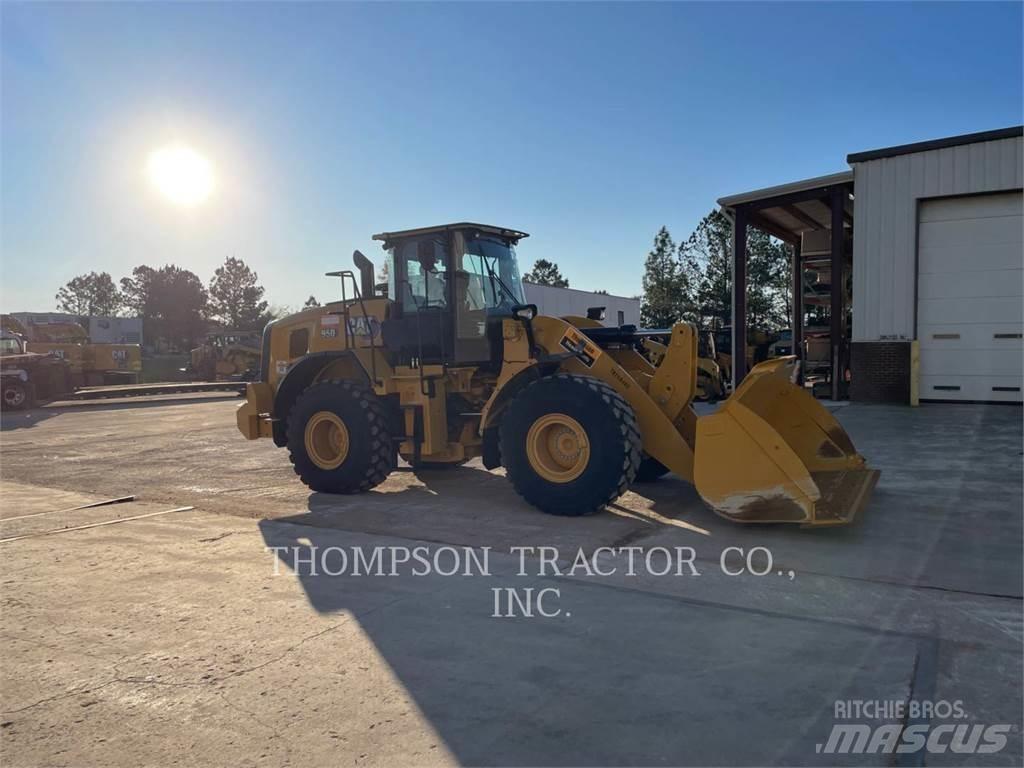CAT 950 Фронтальные погрузчики