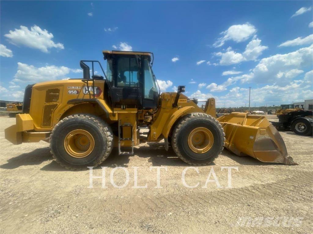 CAT 950 Фронтальные погрузчики