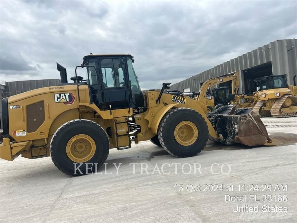CAT 950 GC Фронтальные погрузчики