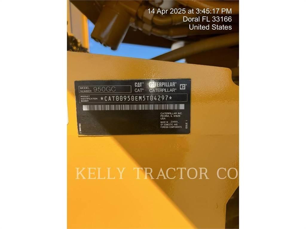 CAT 950 GC Фронтальные погрузчики