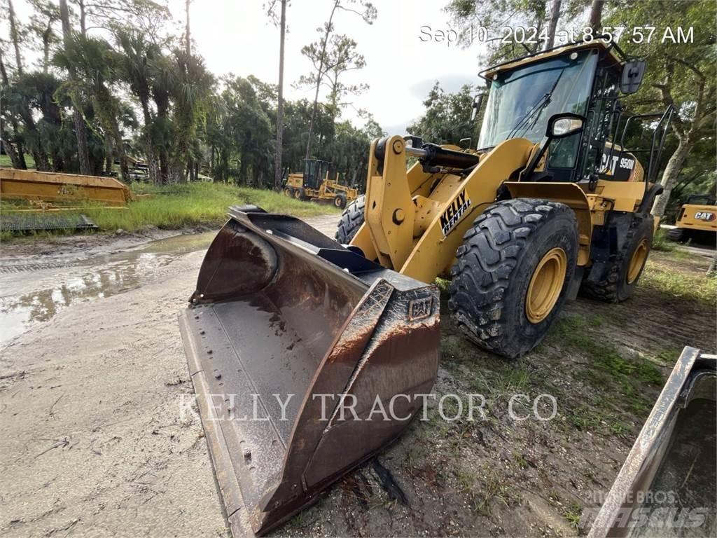 CAT 950 M Фронтальные погрузчики