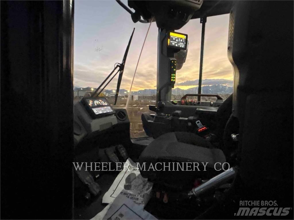 CAT 950 QC Фронтальные погрузчики