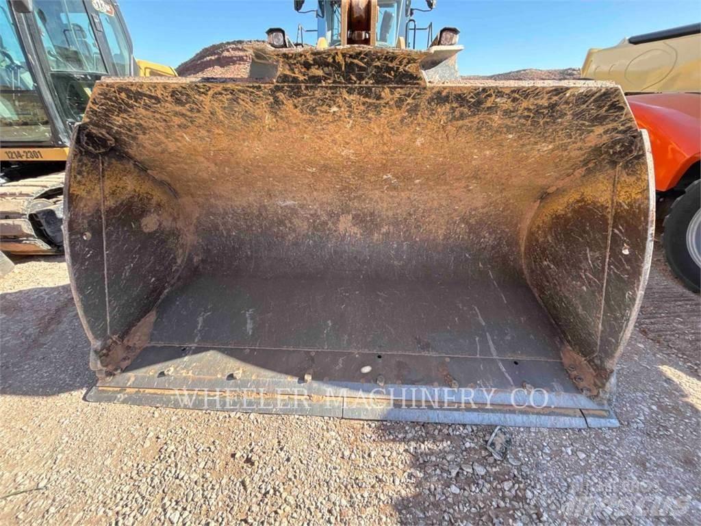 CAT 950 QC Фронтальные погрузчики