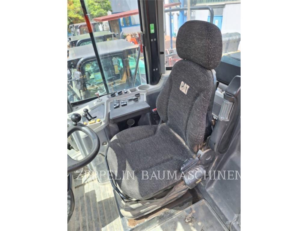CAT 950GC Фронтальные погрузчики