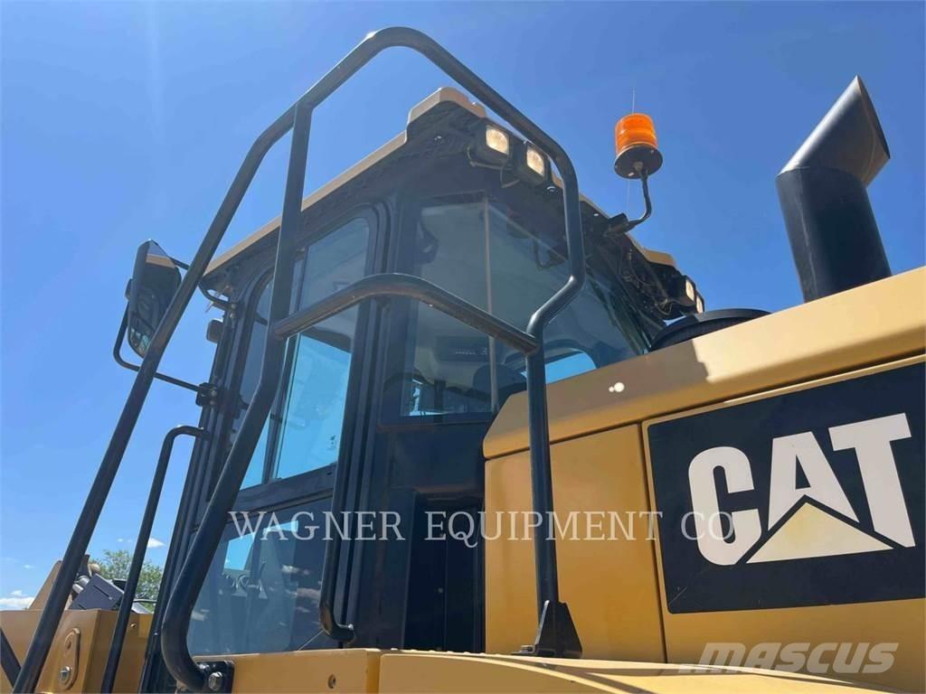 CAT 950GC Фронтальные погрузчики