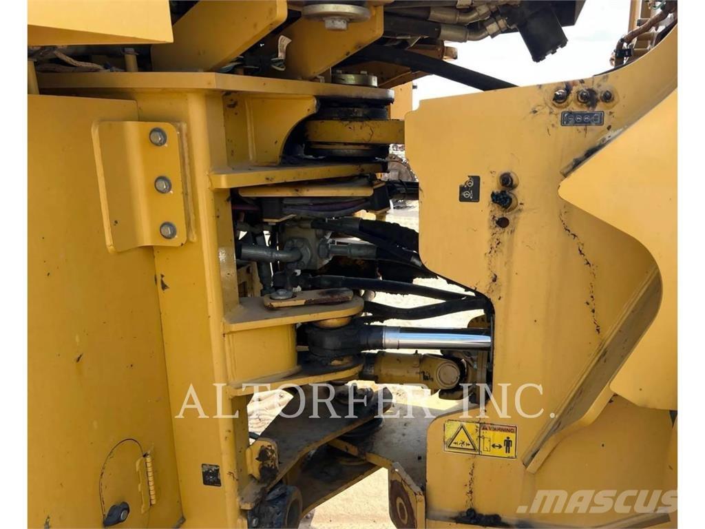 CAT 950GC Фронтальные погрузчики