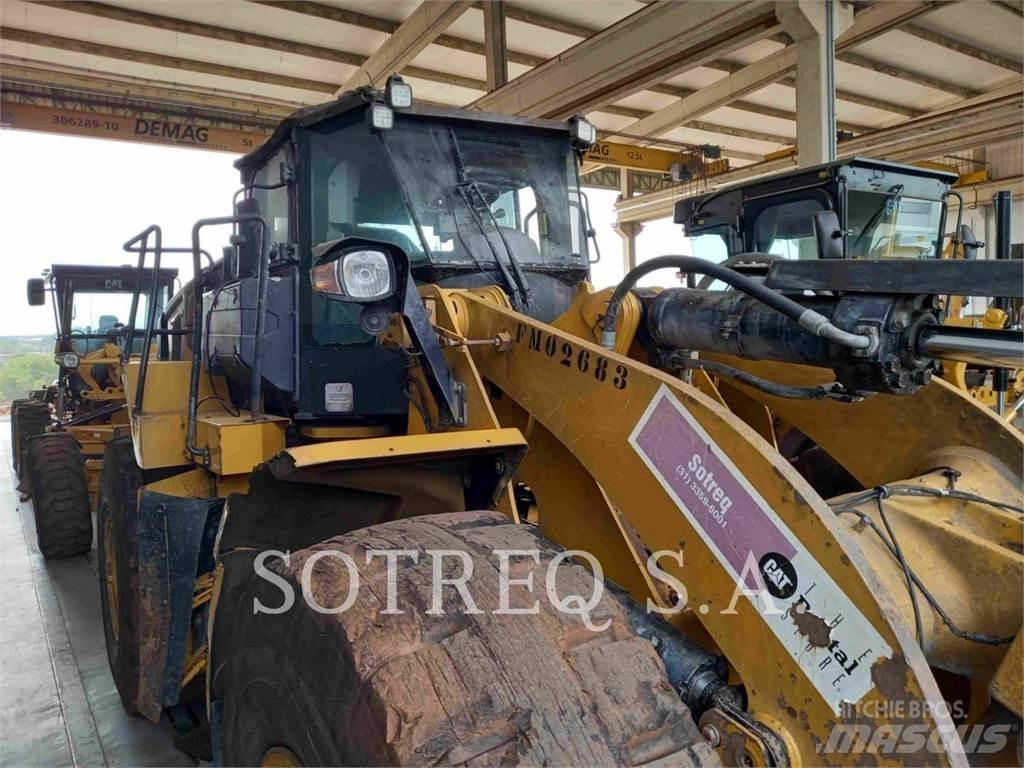 CAT 950L Фронтальные погрузчики