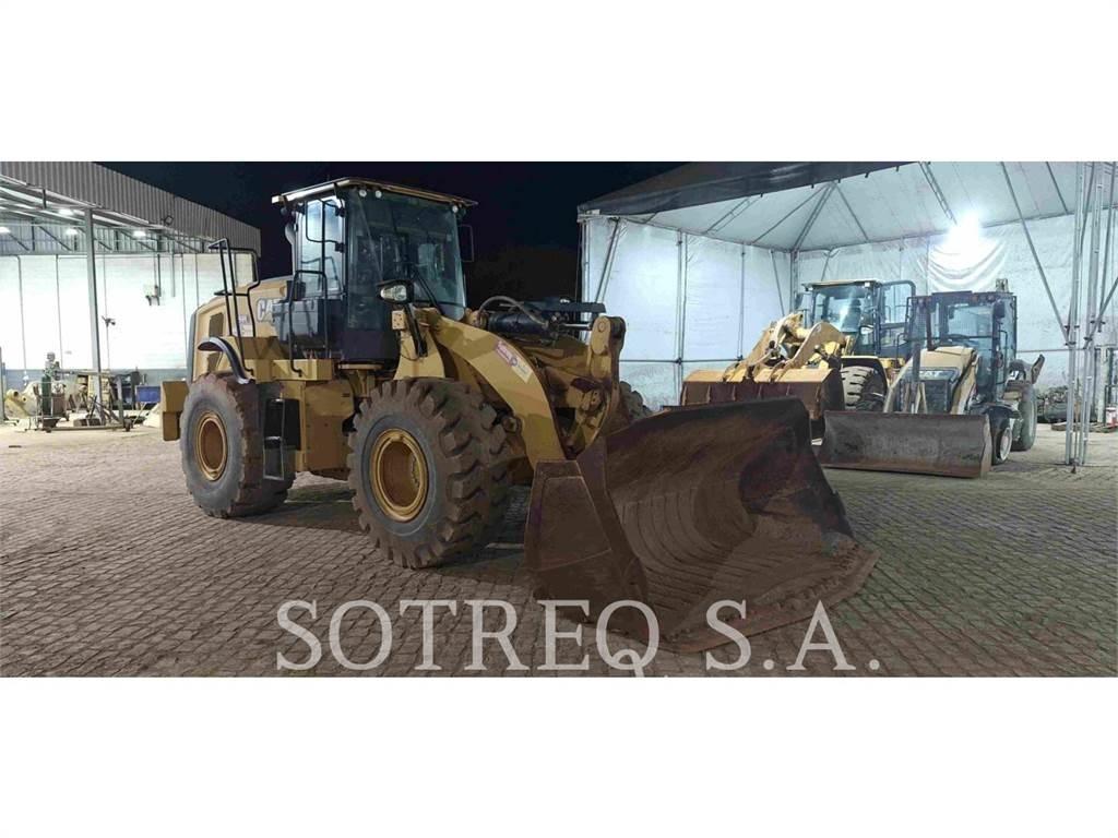 CAT 950L Фронтальные погрузчики