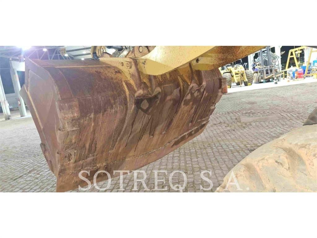 CAT 950L Фронтальные погрузчики