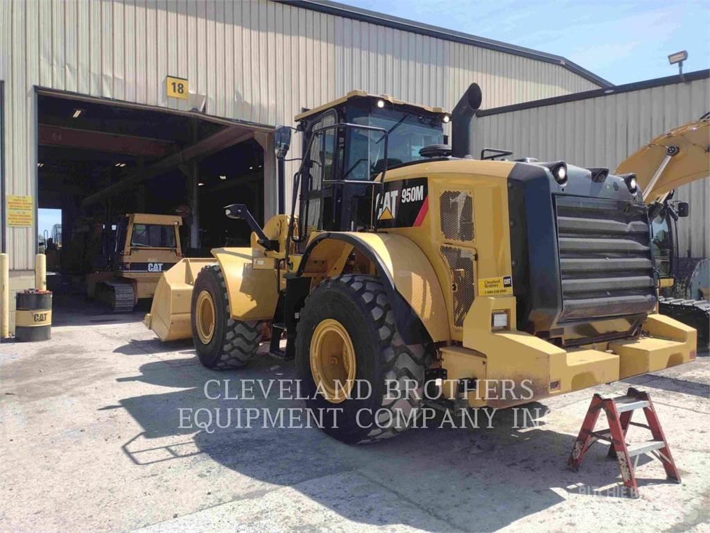 CAT 950M Фронтальные погрузчики