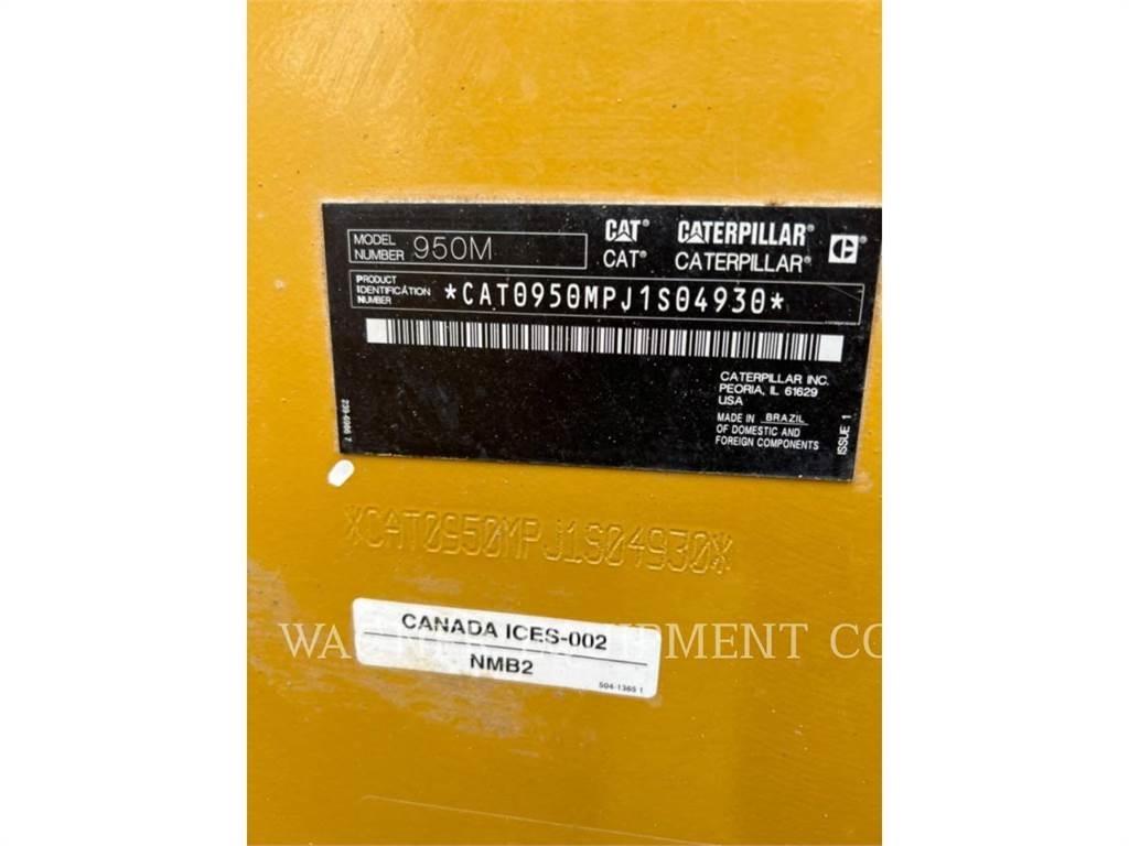 CAT 950M Фронтальные погрузчики