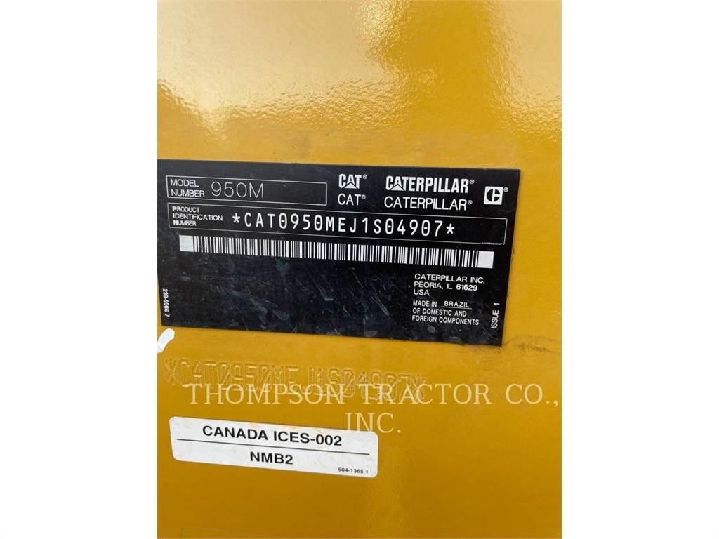 CAT 950M Фронтальные погрузчики