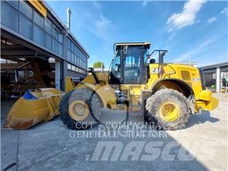 CAT 950M Фронтальные погрузчики