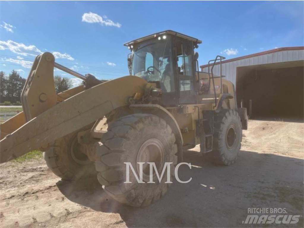 CAT 950M Фронтальные погрузчики