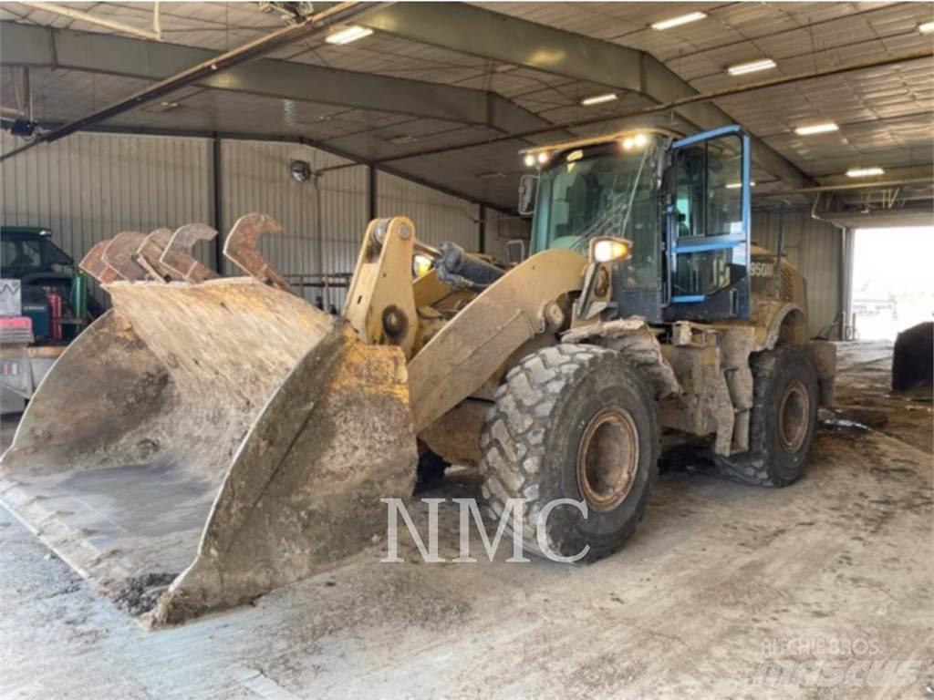 CAT 950M Фронтальные погрузчики