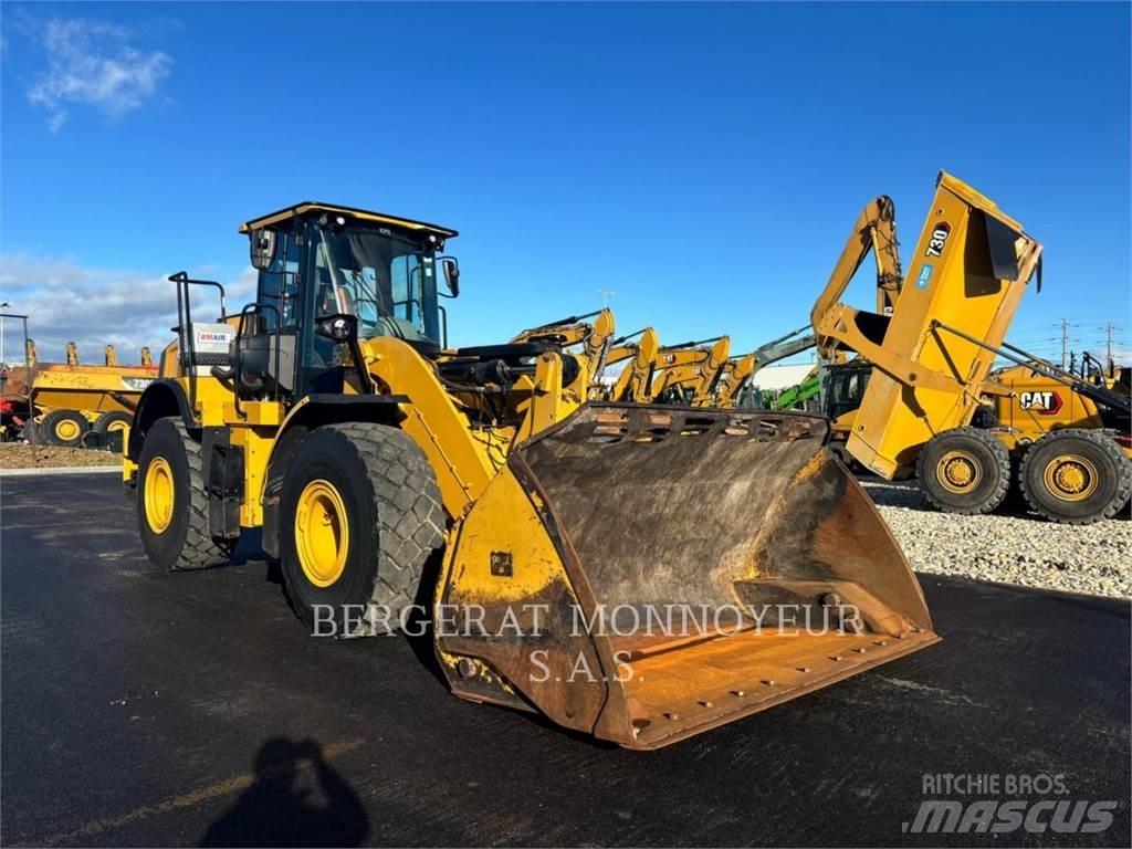 CAT 950M Фронтальные погрузчики