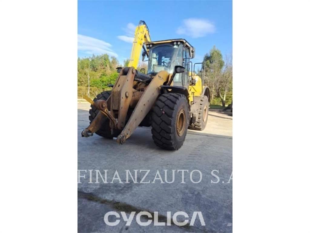 CAT 950M Фронтальные погрузчики