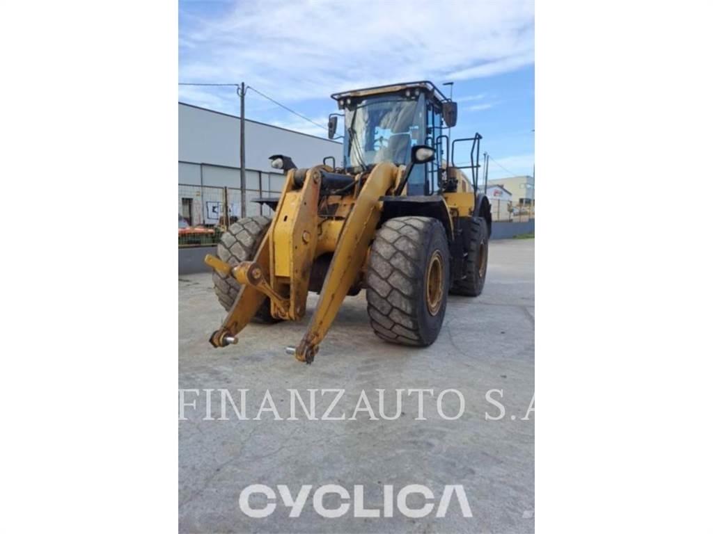 CAT 950M Фронтальные погрузчики