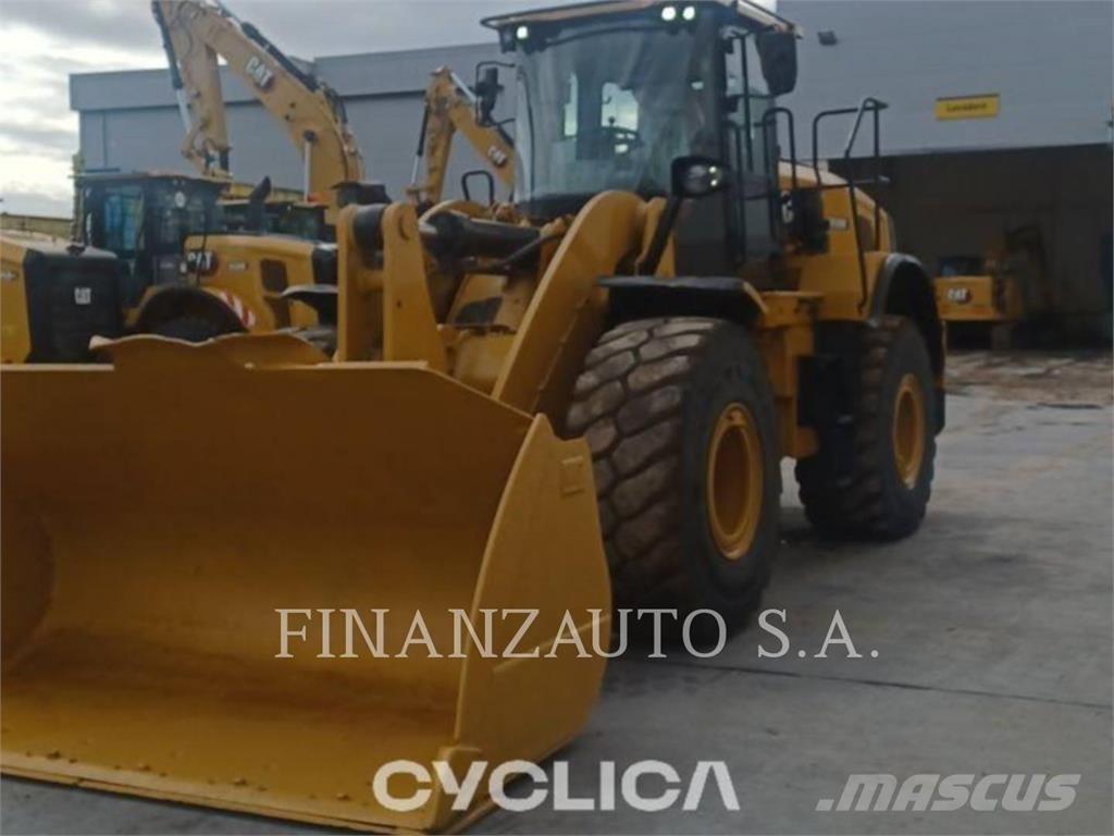 CAT 950M Фронтальные погрузчики