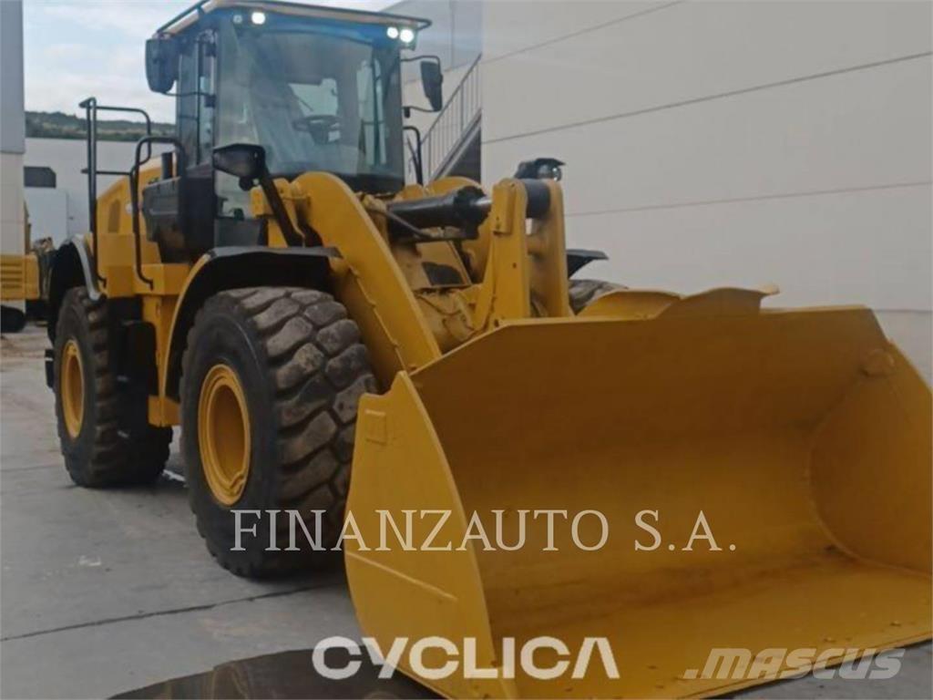 CAT 950M Фронтальные погрузчики