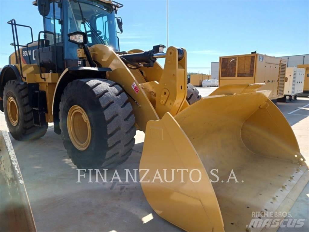 CAT 950M Фронтальные погрузчики