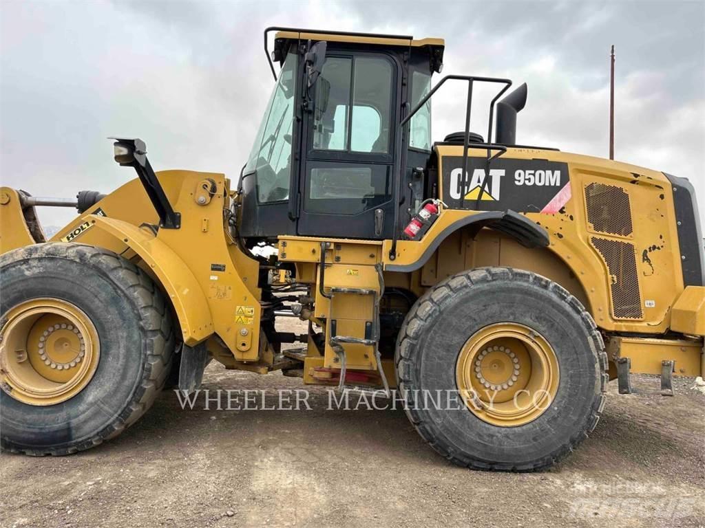 CAT 950M Фронтальные погрузчики
