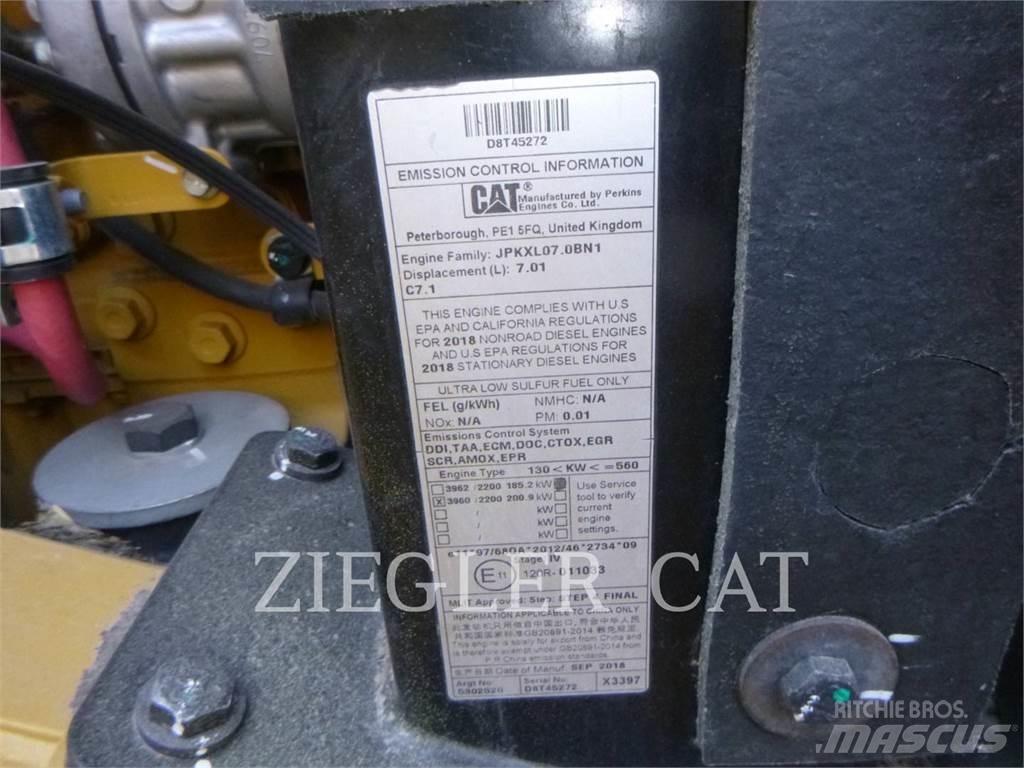 CAT 950M Фронтальные погрузчики