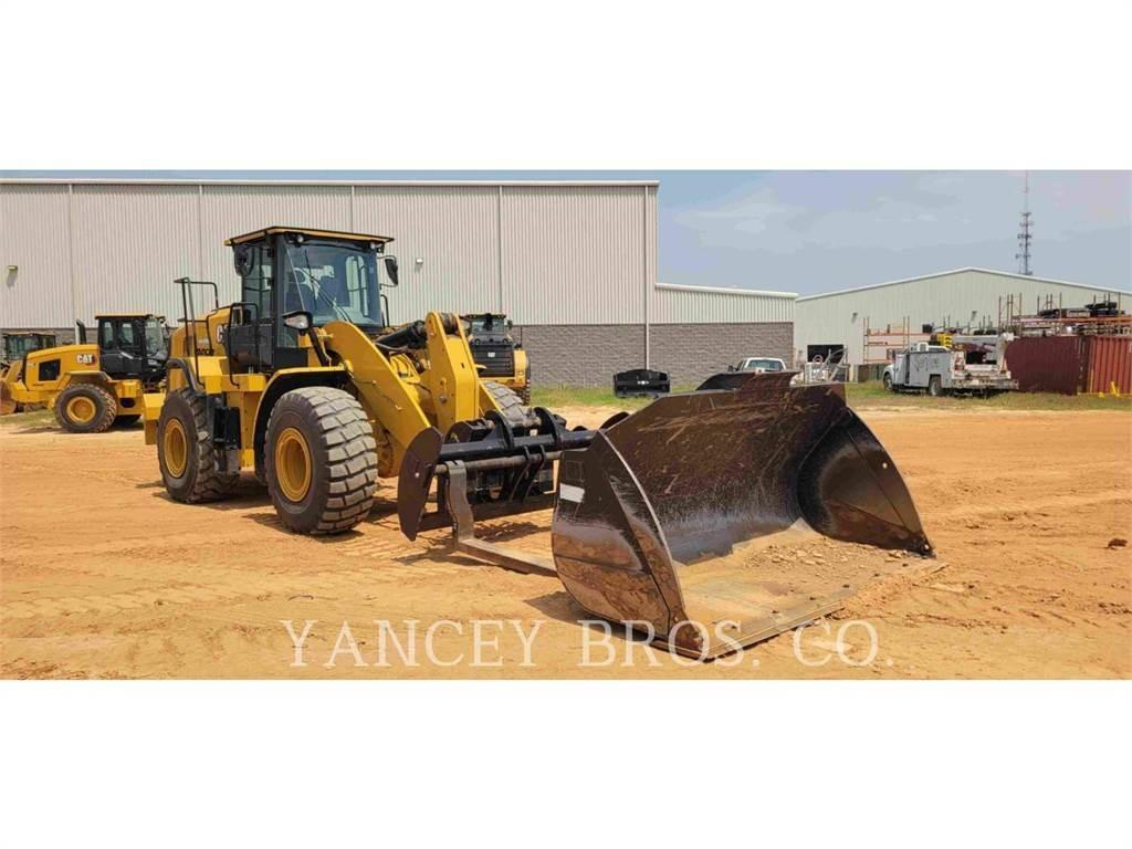 CAT 950M Фронтальные погрузчики